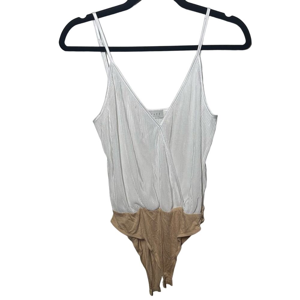 WAYF Women's Ivory Adjustable Strap Surplice Ribbed Cami Bodysuit Size Small - Picture 2 of 11